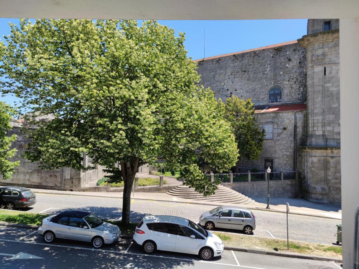 Suite Na Baixa Do Porto Luaran gambar